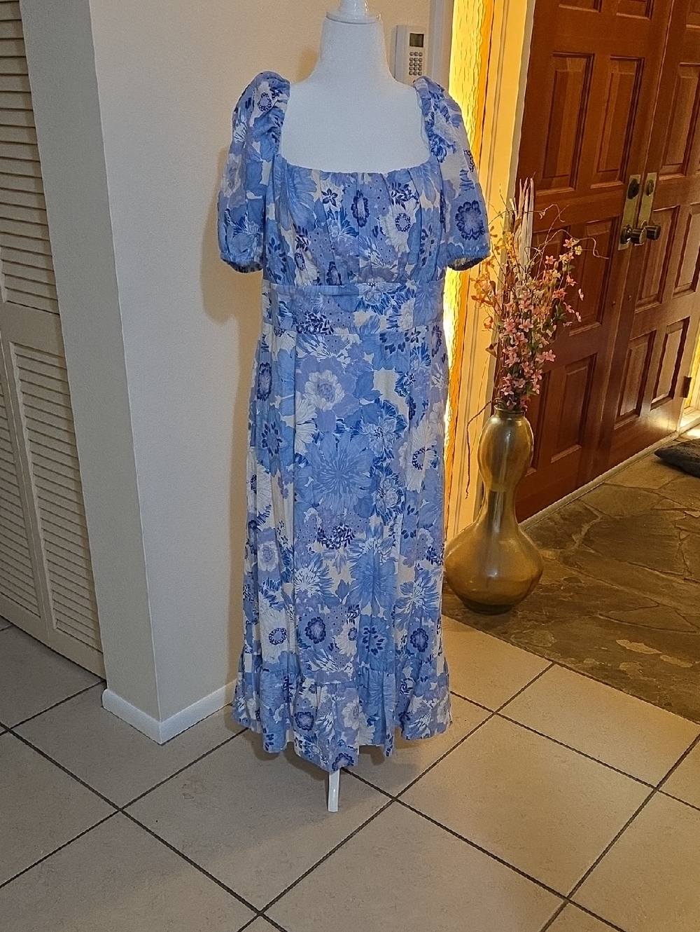 London Times Maxi Blue Floral Puff-Sleeve Sz14 Dress. Linen/Rayon Mix NWT